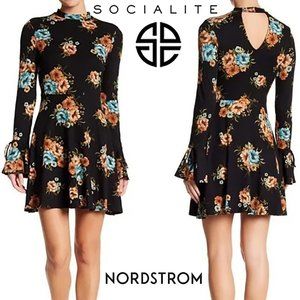 NWOT SOCIALITE XS Floral Bell Sleeve Mini Dress Mock Neck Cut Out Back Choker S